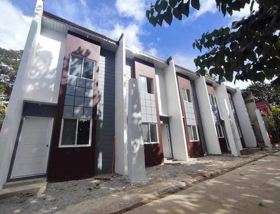 TOWNHOUSE FOR SALE IN SUNFLOWER HOMES SUBD ANGONO RIZAL