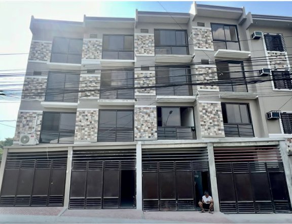 Townhouse For Sale at Project 6, Congressional Avenue Quezon City near Mindanao Avenue SM North EDSA