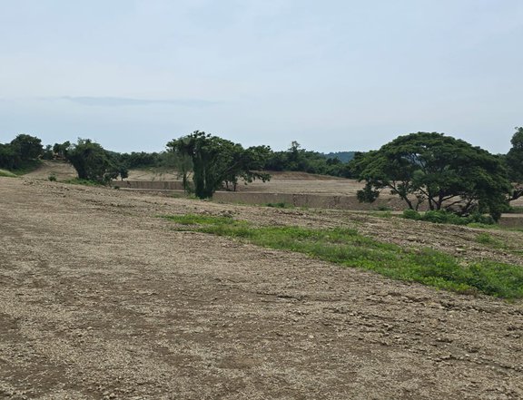 RESIDENTIAL LOT IN LIAN BATANGAS