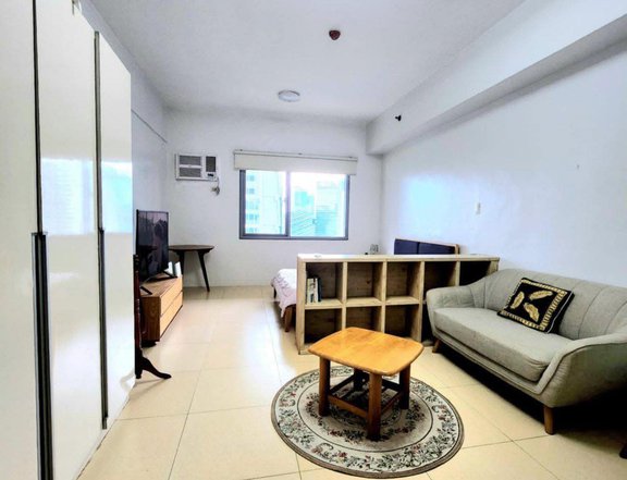 Studio Unit for SALE at INFINITY TOWER in BGC Taguig