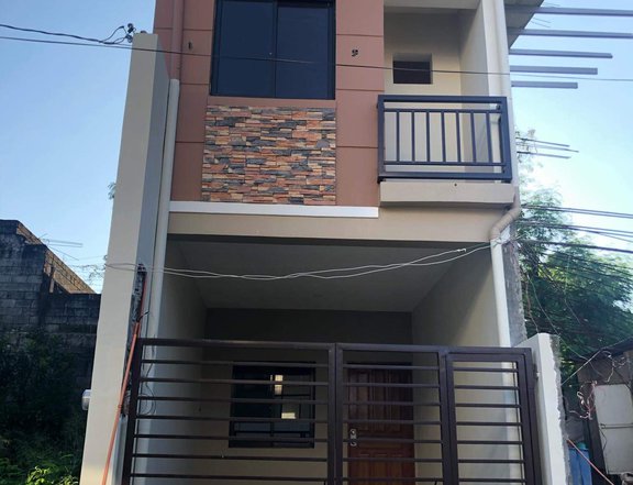 2 Storey RFO Townhouse For sale in North Olympus Quezon City PH2867