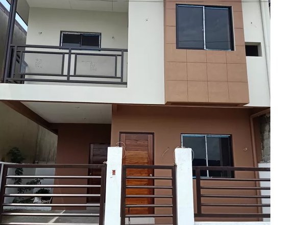 Pre-Selling Townhouse in Novaliches Quezon, City. PH2706