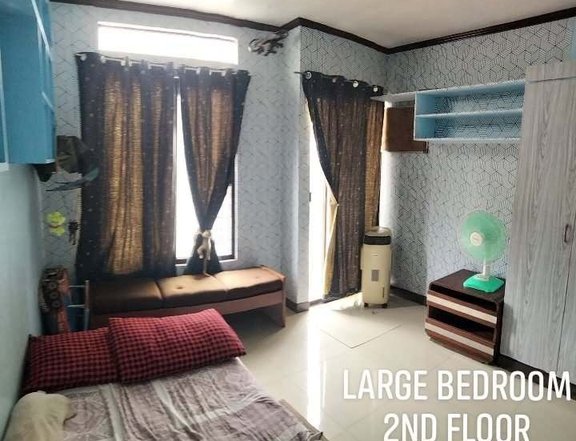 3BR House with Store for Sale in San Isidro Paranaque City