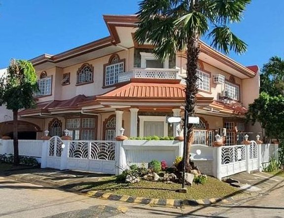 4BR House and Lot for Sale   at BF Homes Paranaque City