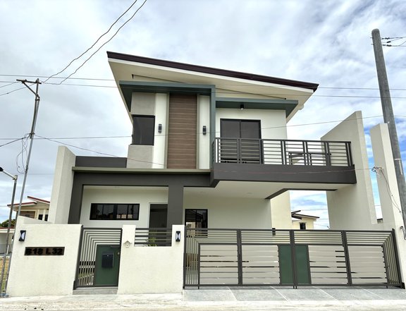 BRAND NEW HOUSE AND LOT WITH BALCONY FOR SALE READY FOR OCCUPANCY