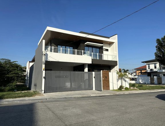 Modern 4 Bedroom House for Sale in Metrogate Angeles City, Pampanga