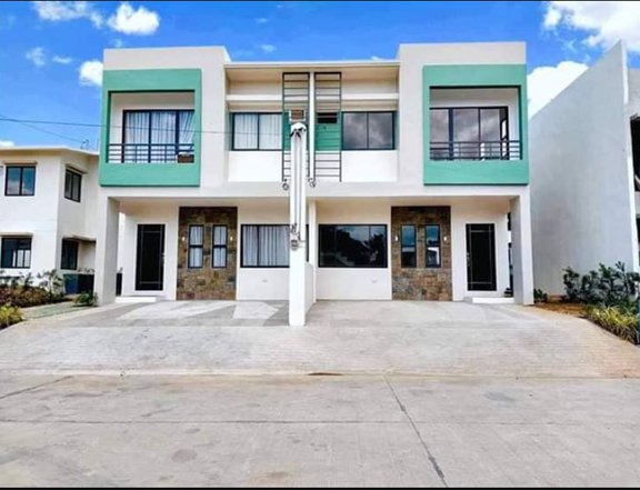 4-bedroom Single Attached House For Sale in Cainta Rizal - ARIA AT SERRA MONTE