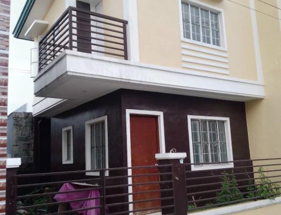 PAG IBIG OR BANK RFO SINGLE ATTACHED IN SAN MATEO RIZAL