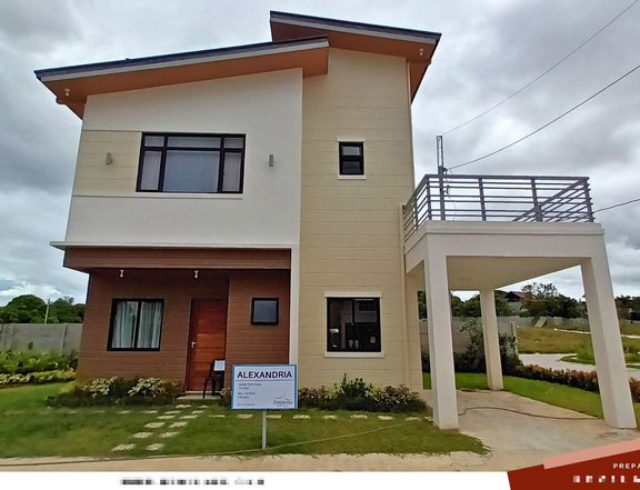 Fully Finished 5-bedroom Single Attached House For Sale in Marilao Bulacan