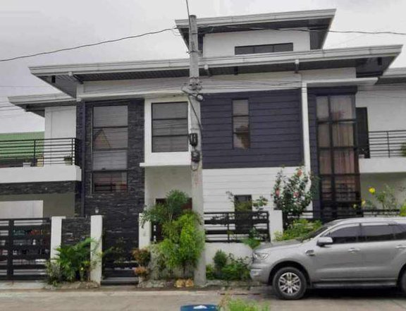 5-Bedroom House for Sale in Gran Seville Cabuyao Laguna