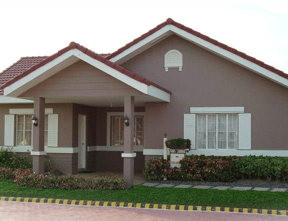 Ready For Occupancy 3-bedroom Celandine House For Sale in Santa Barbara Pangasinan