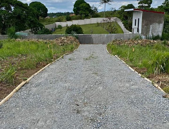 210 sqm Lot for Sale in Enrile Dr. Patutong Malaki South Tagaytay City