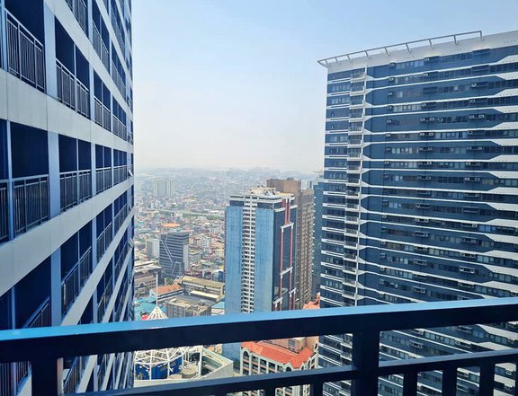 For Rent One Bedroom @ Air Residences Makati