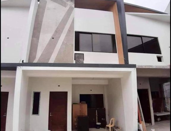 RFO TOWNHOUSE FOR SALE IN Kingspoint Subd Bagbag Novaliches