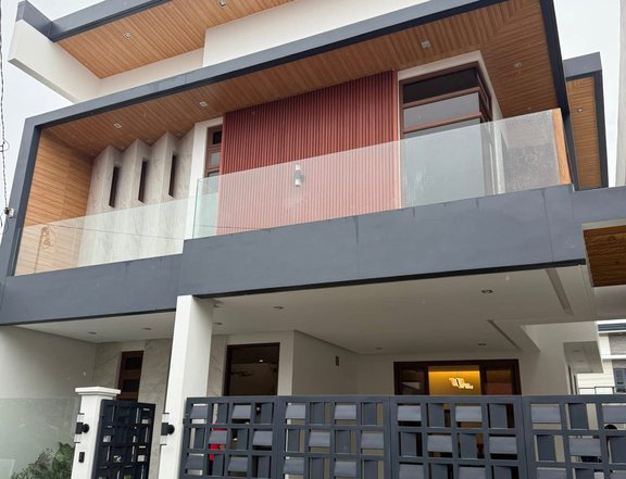 FOR SALE BRAND NEW BEAUTIFUL MODERN HOUSE IN A GATED COMMUNITY IN ANGELES CITY NEAR CLARK