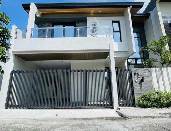 FOR SALE BRAND NEW MODERN CONTEMPORARY HOUSE AND LOT IN ANGELES CITY NEAR MARQUEE MALL