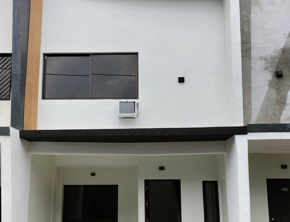 BRAND NEW 2 STOREY TOWNHOUSE WITH 3 BEDROOM