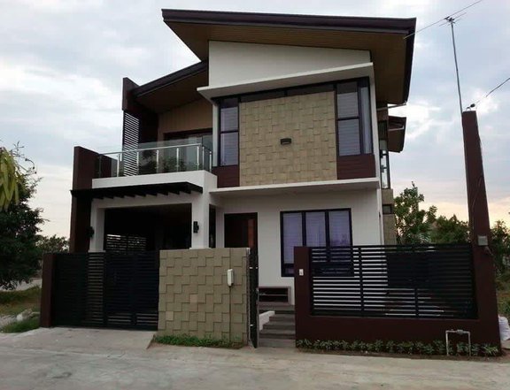 3-bedroom Single Detached House For Sale in Samal Bataan