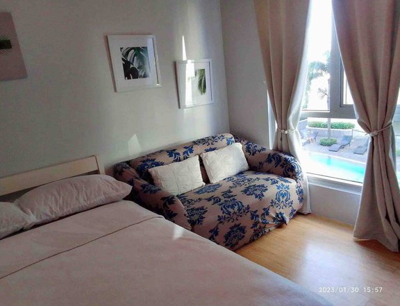 Fully Furnished Jr. 1-Bedroom Residential Condo For Sale in Alabang Muntinlupa