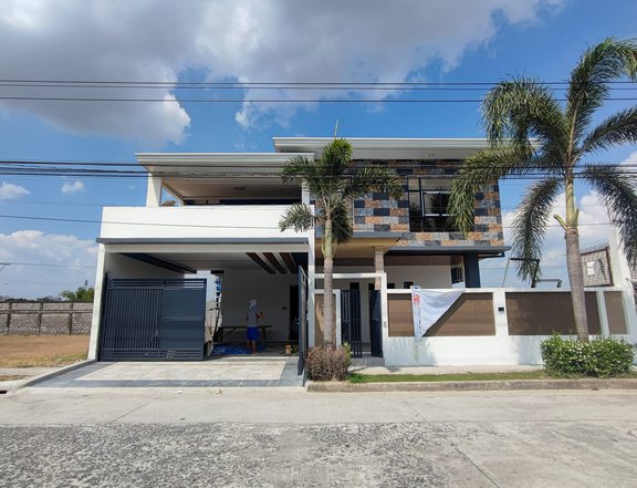 FOR SALE BRAND NEW MODERN MAXIMALIST TWO STOREY HOUSE WITH POOL