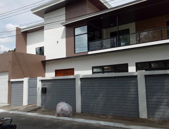 BRAND NEW TWO STOREY MODERN CONTEMPORARY HOUSE AND LOT IN ANGELES CITY