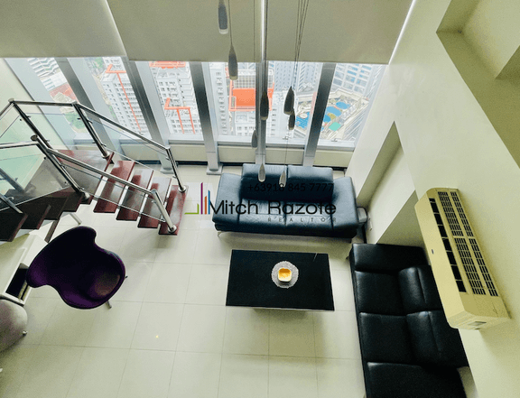 Upgraded 1-Bedroom Loft-Type Penthouse Unit For Sale at One Central
