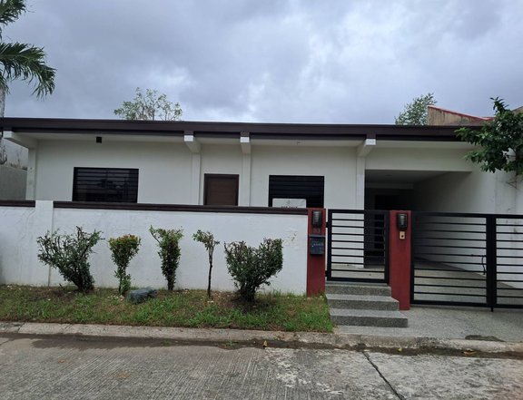 For Sale Three Bedroom House @ ACHRA Village Paranaque