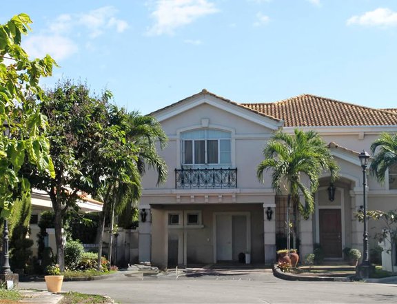 House for Sale in Brentville International Binan Laguna