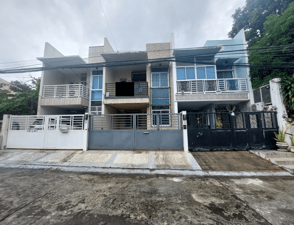 Townhouse for Sale in BF Resort Village Talon Las Pinas City