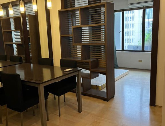 Spacious, Furnished 1 Bedroom Unit For Sale at Manhattan Square