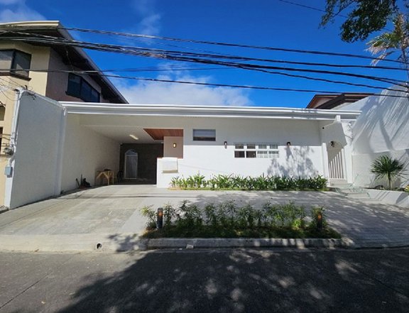 280sqm Bungalow for Sale in Tahanan Village Paranaque City