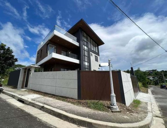 3 Bedroom's - CORNER House and Lot FOR SALE in Taytay