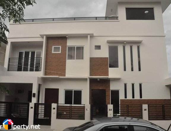 6 Bedroom Single Attached House For Sale in Cebu City Cebu