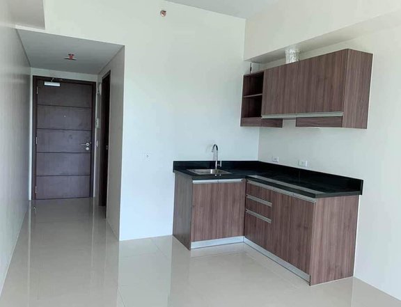 Pasalo 24.32 sqm Studio Residential Condo For Sale in Mandaluyong