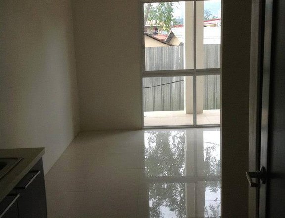 PUYO DAYON Studio Type Condo Unit In Bamboo Bay Tower 3 Mandaue