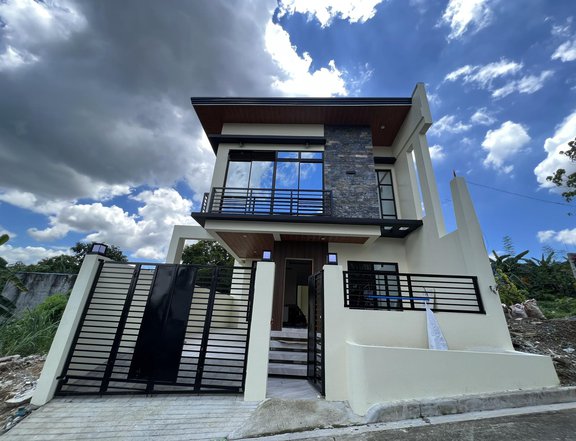 House and Lot for Sale in Antipolo Boundary Champaca Marikina