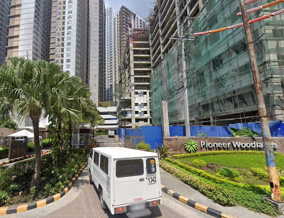 PIONEER WOODLANDS - TOWER 1, BARANGKA ILAYA, MANDALUYONG CITY