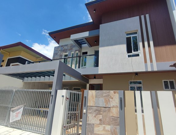 PRE-SELLING MODERN TROPICAL HOME IN ANGELES CITY NEAR MARQUEE MALL