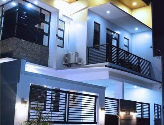 FULLY FURNISHED MODERN TWO STOREY HOUSE WITH POOL IN ANGELES CITY