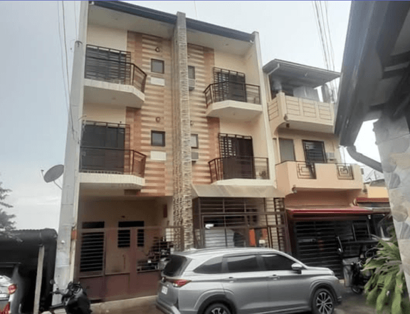 Foreclosed 4-bedroom Townhouse For Sale in Cainta Rizal MERCEDES EXECUTIVE VILL.,