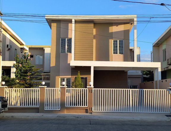 SINGLE DETACHED & SEMI-FURNISHED FOR SALE IN BACOOR CAVITE
