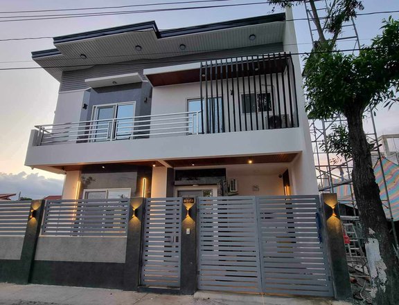 FOR SALE FULLY FURNISHED TWO STOREY HOUSE WITH SWIMMING POOL