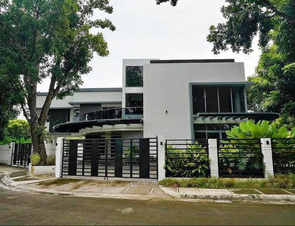 Brand new House with own Pool for Sale in Manila Southwoods Carmona Cavite