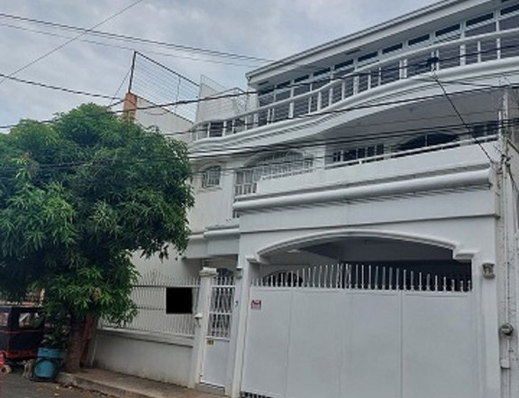 7-Bedroom House for Sale in UPS 5 Sucat Paranaque City