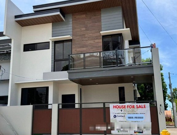 4-bedroom Single Attached House For Sale in Talisay Cebu