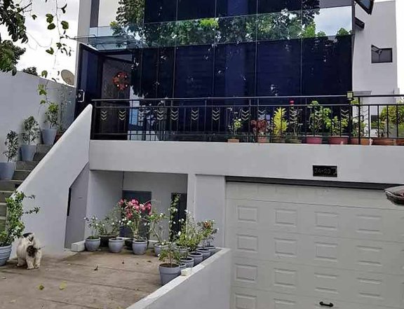5-bedroom For Rent in Angeles Pampanga