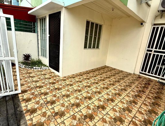 FOR SALE FULLY FURNISHED 2 STOREY TOWNHOUSE IN ANGELES CITY