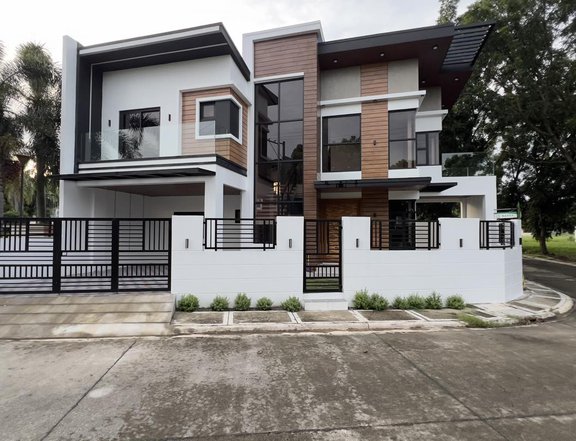 FOR SALE BRAND NEW SEMI-FURNISHED MODERN HOME WITH SWIMMING POOL NEAR CLARK AND NLEX