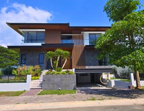 Soliento Nuvali 5BR House and Lot For Sale Semi Furnished Calamba, Laguna - CRS0424