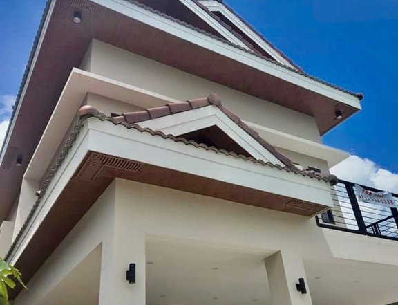 ouse For Sale with Rental Income at South Forbes Villas